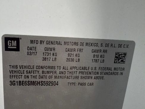 Used 2017 Chevrolet Cruze LT image 31