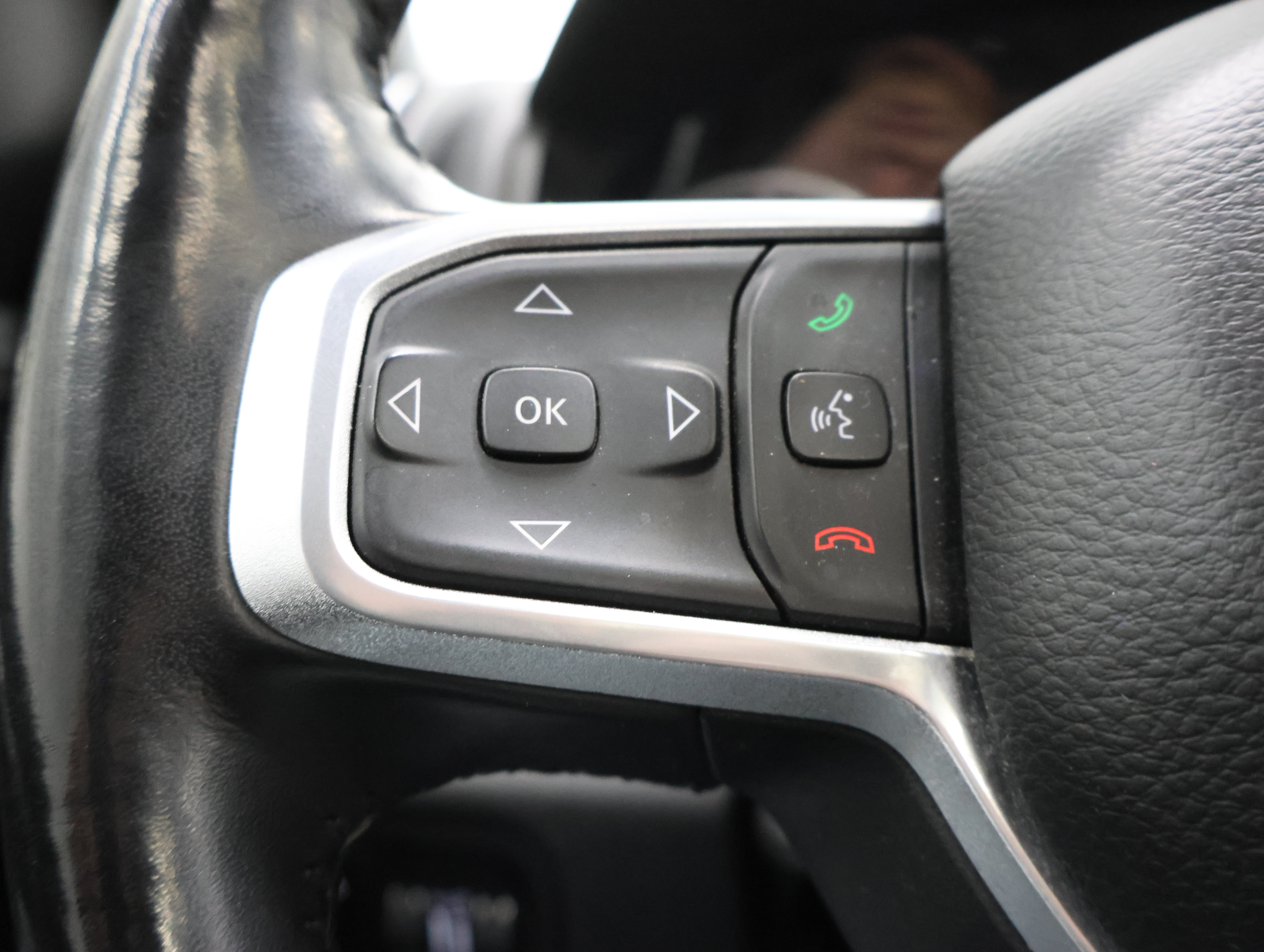 Used 2020 RAM 1500 Laramie AWD/4WD image 16