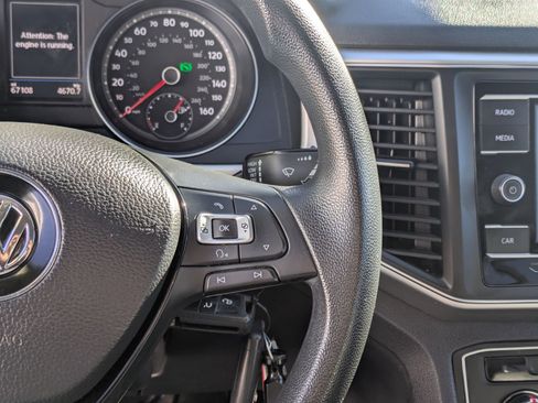 Used 2018 Volkswagen Atlas S image 19