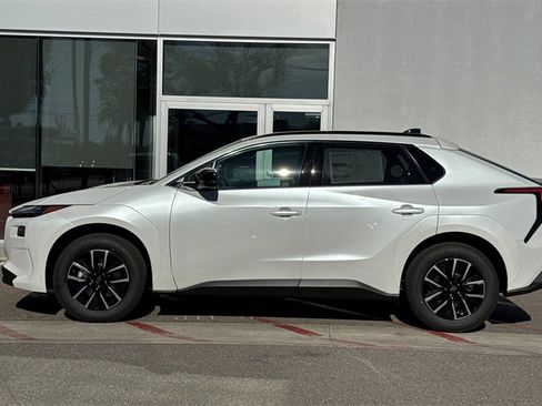 New 2026 Subaru Solterra Premium image 8