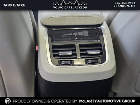 Used 2019 Volvo XC60 T5 Inscription w/ Protection Package AWD/4WD image 19