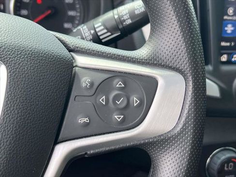 Used 2023 GMC Terrain SLE w/ Driver Convenience Package image 24