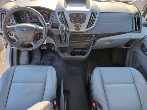 Used 2017 Ford Transit 250 130 Low Roof RWD image 32
