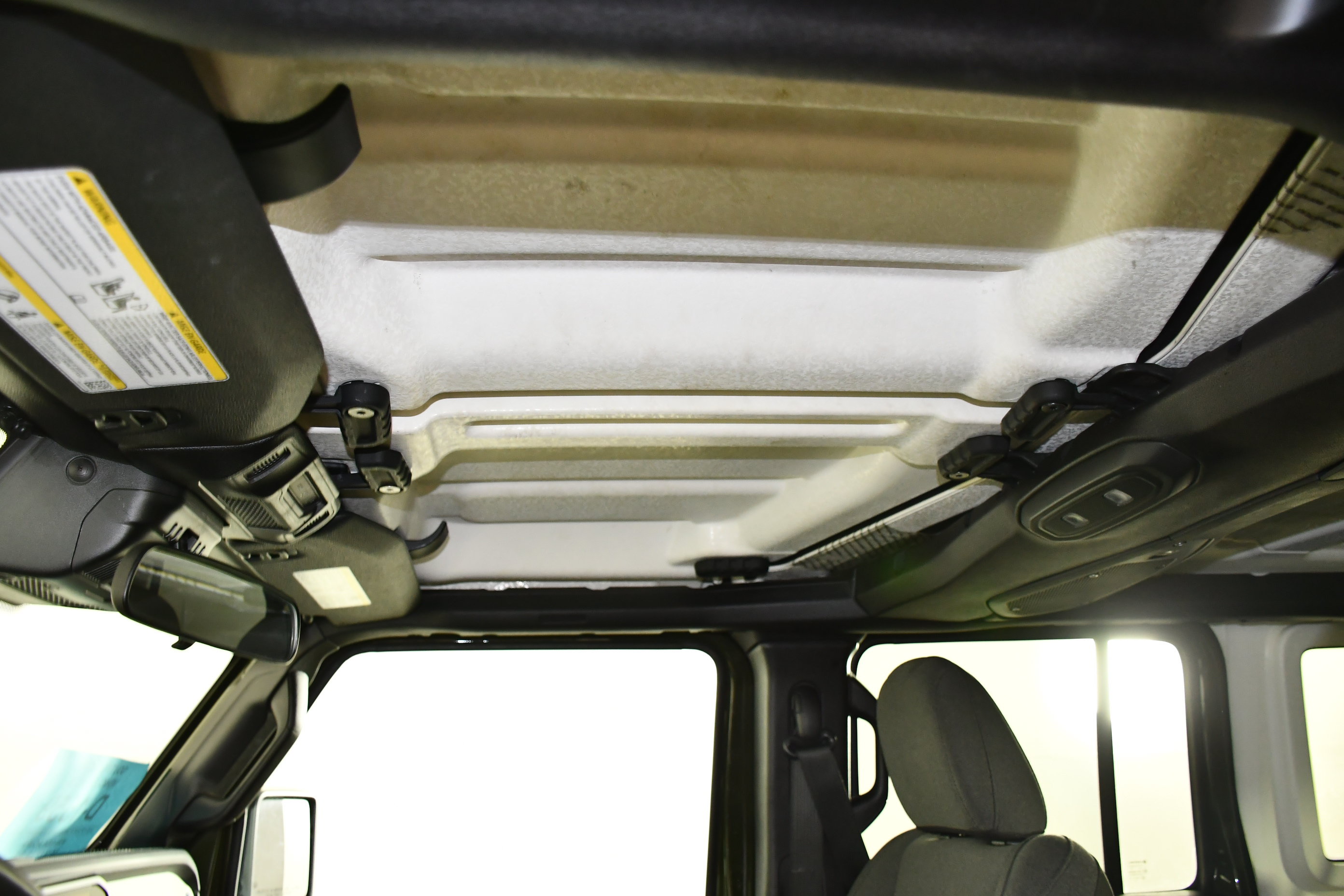 Used 2024 Jeep Wrangler Unlimited Sahara AWD/4WD image 39