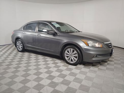 Used 2011 Honda Accord EX-L image 7