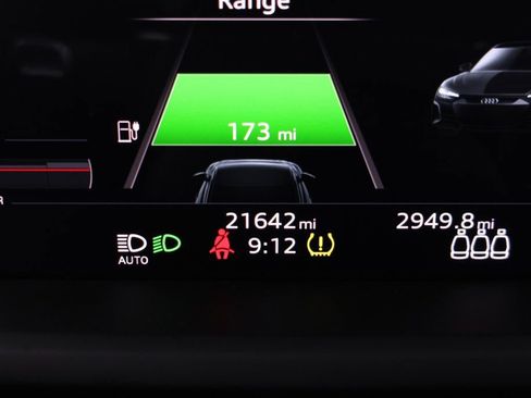 Used 2024 Audi e-tron GT Prestige w/ Prestige Package image 15