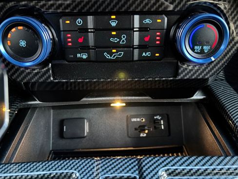 Used 2015 Ford F150 XLT w/ Equipment Group 302A Luxury image 21