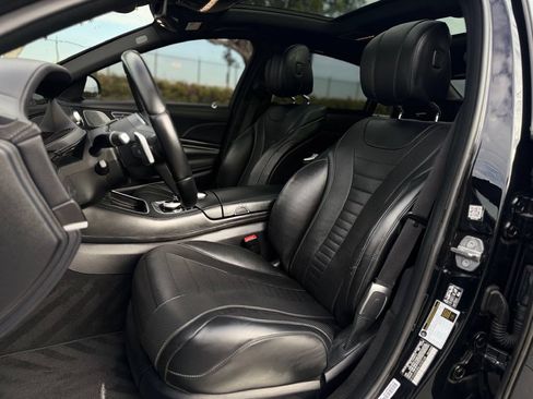 Used 2020 Mercedes-Benz S 560 Sedan image 12