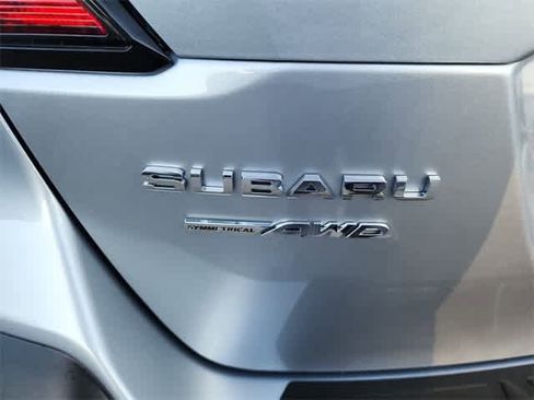 New 2025 Subaru Outback Limited image 10