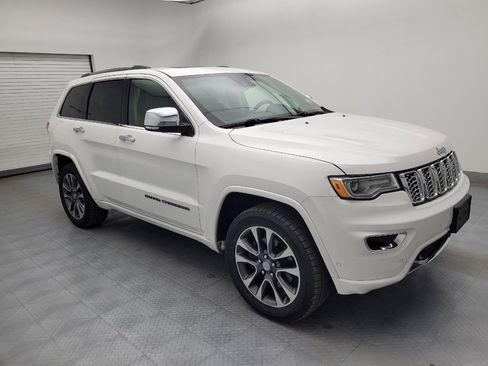 Used 2018 Jeep Grand Cherokee Overland image 11