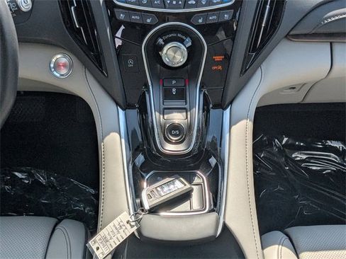 Used 2024 Acura RDX SH-AWD w/ Advance Package image 17