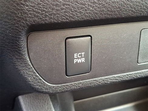 Used 2017 Toyota Tacoma SR5 image 24