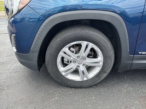 Used 2019 GMC Terrain SLE FWD image 16