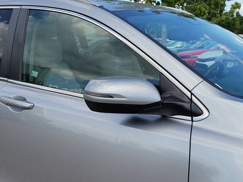 Used 2018 Honda CR-V Touring image 8