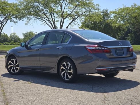 Certified 2017 Honda Accord EX-L image 15