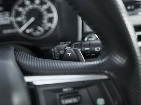 Used 2024 Mitsubishi Outlander SE image 36