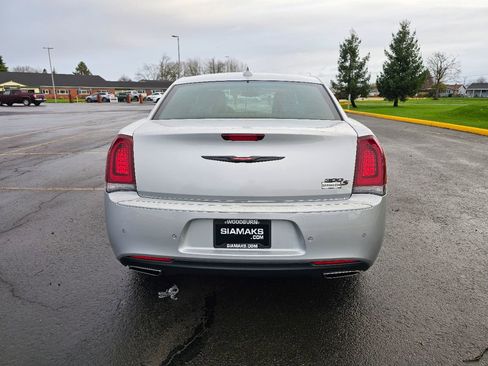 Used 2023 Chrysler 300 S image 21