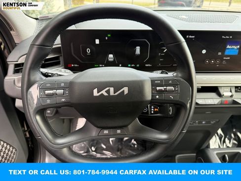 Used 2024 Kia EV9 Wind image 16