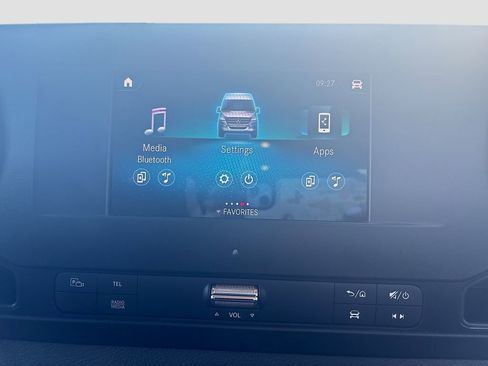 Used 2024 Mercedes-Benz Sprinter 2500 image 30