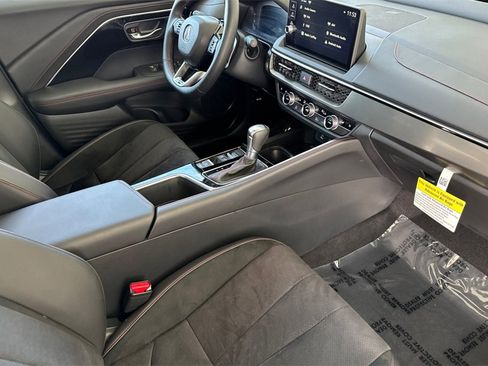 Certified 2025 Acura ADX A-Spec image 20
