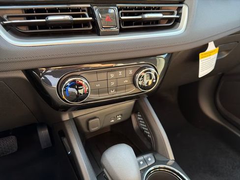 New 2026 Chevrolet TrailBlazer LT FWD image 25