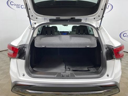 Certified 2024 Chevrolet Trax ACTIV w/ Sunroof Package FWD image 25
