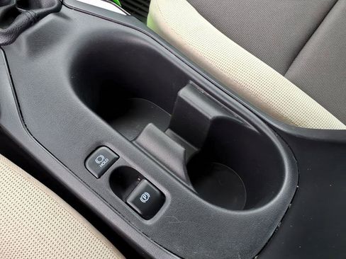 Certified 2025 Toyota Corolla LE w/ Convenience Package FWD image 20