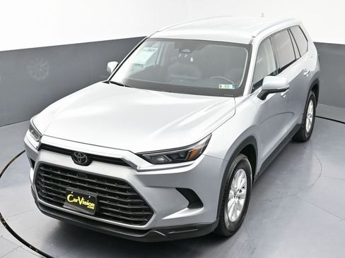 Used 2024 Toyota Grand Highlander XLE image 50