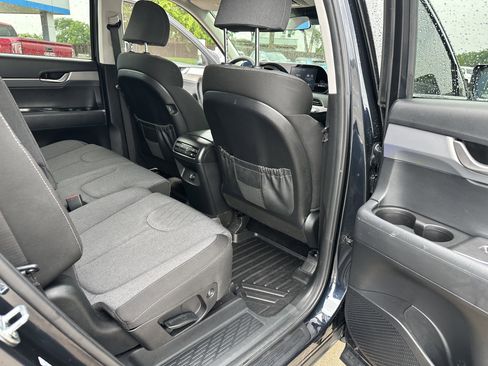 Used 2022 Hyundai Palisade SE w/ Cargo Package FWD image 29