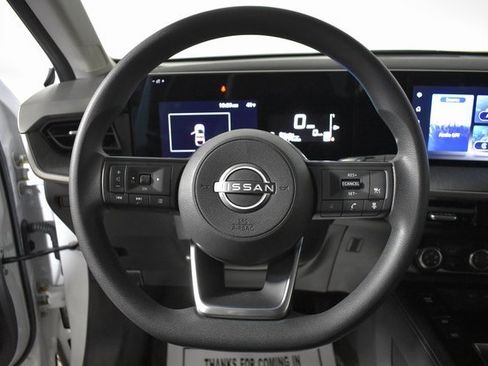 Certified 2025 Nissan Kicks SV image 13