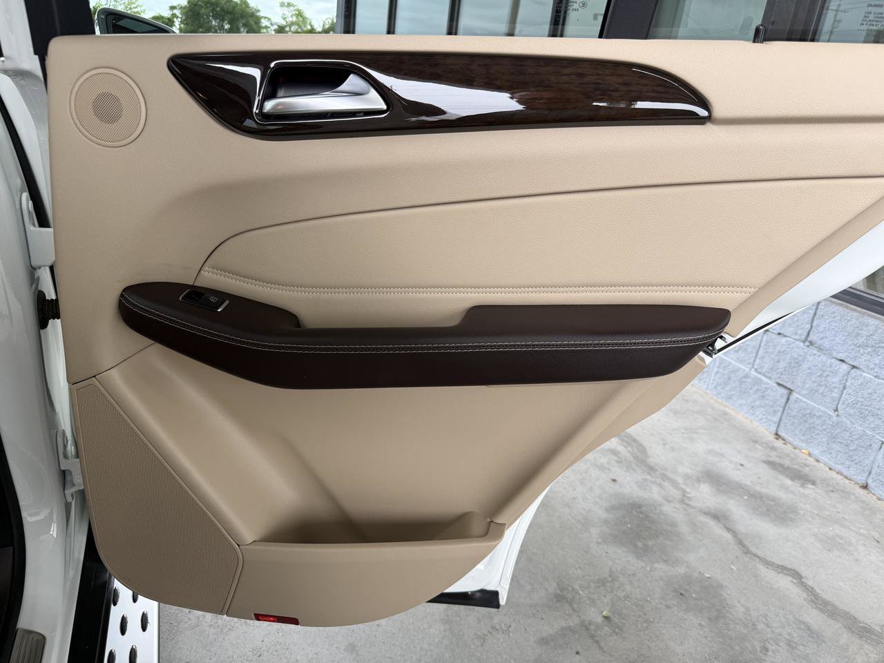 Used 2018 Mercedes-Benz GLE 350 image 34