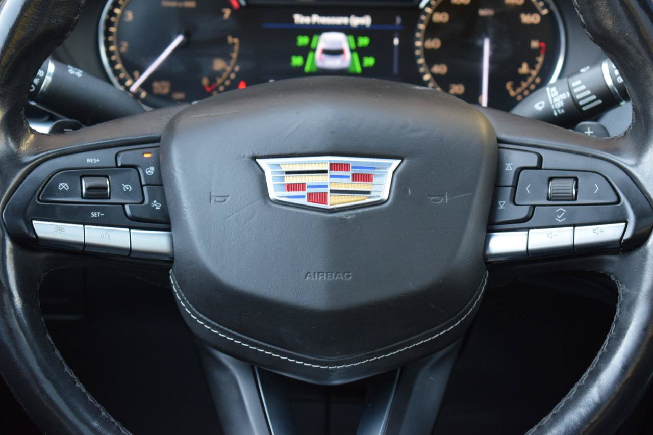 Used 2021 Cadillac XT4 Premium Luxury AWD/4WD image 19