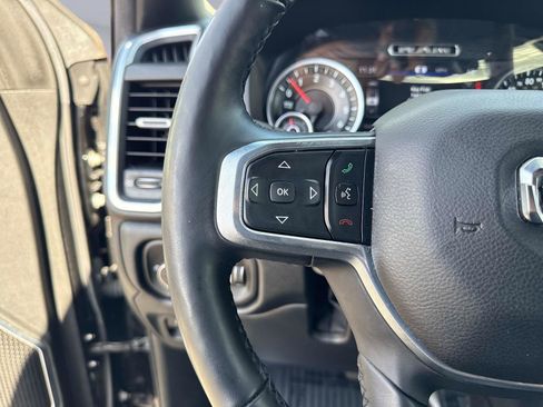 Used 2019 RAM 1500 Laramie image 32