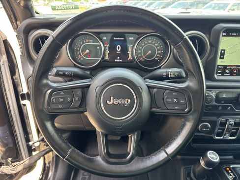 Used 2022 Jeep Gladiator Sport AWD/4WD image 21