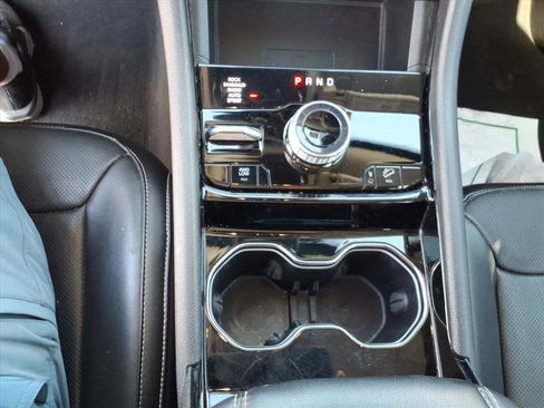 Used 2022 Jeep Grand Cherokee Limited 4xe w/ Luxury Tech Group II image 16