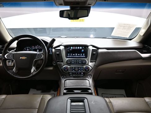 Used 2019 Chevrolet Tahoe Premier AWD/4WD image 14