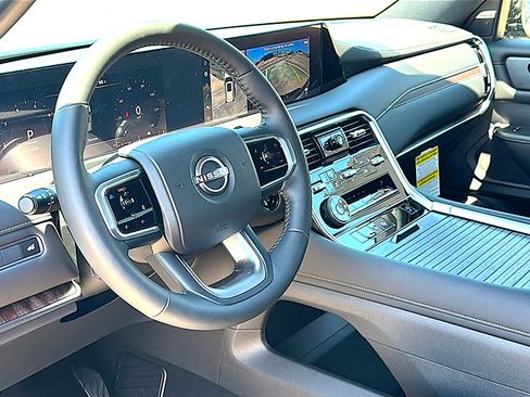 New 2026 Nissan Armada SL w/ Captain's Chari Seat Package AWD/4WD image 9