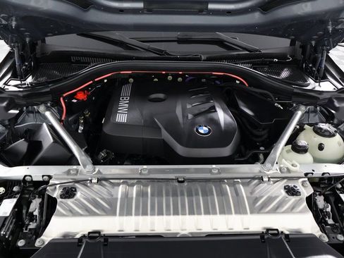 Used 2025 BMW X3 xDrive30i w/ Premium Package image 15