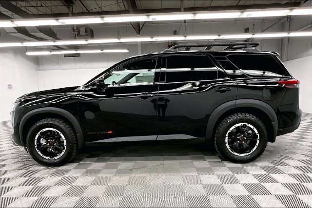 New 2026 Nissan Pathfinder Rock Creek w/ Rock Creek Premium Package AWD/4WD image 19