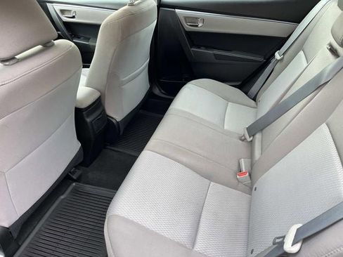Used 2016 Toyota Corolla LE image 18