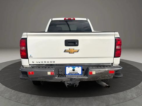 Used 2019 Chevrolet Silverado 2500 W/T w/ WT Convenience Package AWD/4WD image 4