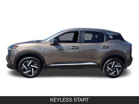 Used 2026 Nissan Kicks SV FWD image 5