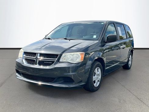 Used 2011 Dodge Grand Caravan Express FWD image 3