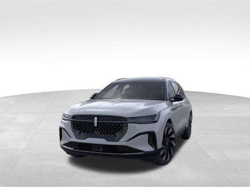 New 2026 Lincoln Nautilus Reserve image 24