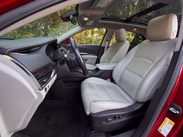 Used 2020 Cadillac XT4 Luxury FWD image 20