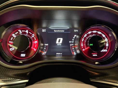 Used 2016 Dodge Challenger SRT Hellcat RWD image 14