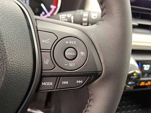 Certified 2025 Toyota RAV4 XLE image 18