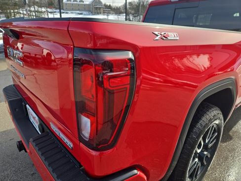 Certified 2025 GMC Sierra 1500 Elevation image 16
