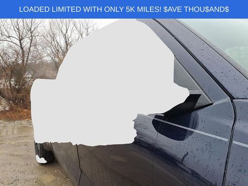 Used 2024 Toyota Tundra Limited image 7