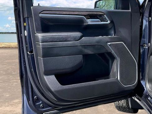 Used 2023 GMC Sierra 1500 Elevation image 21